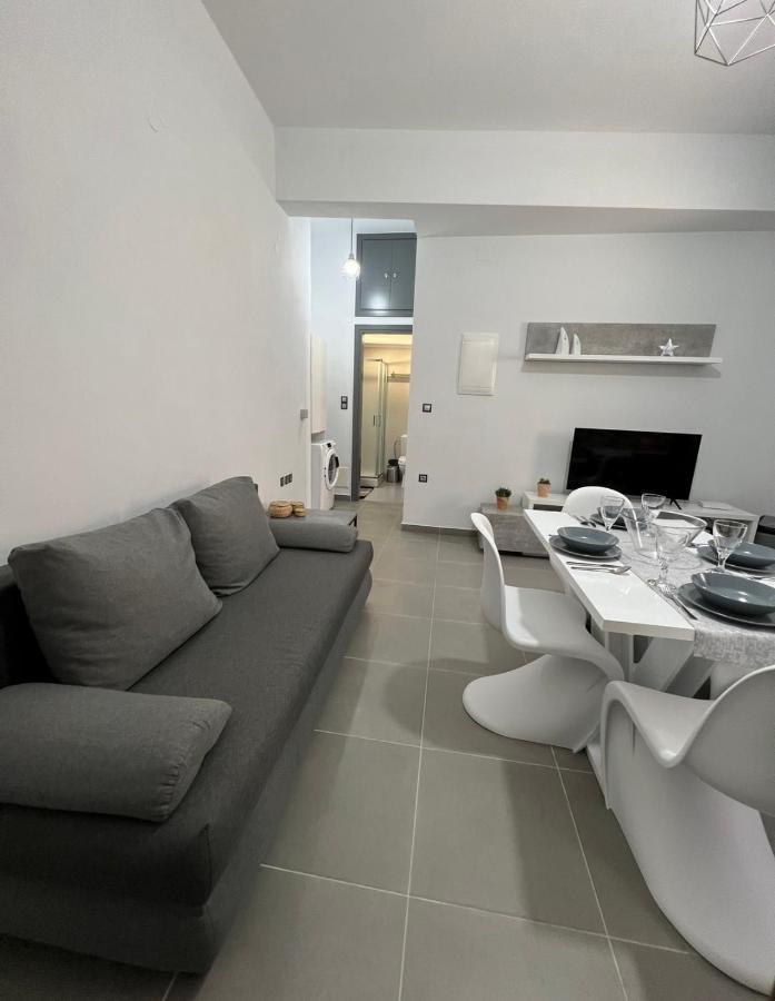 Thania'S House ,4 Minutes From The Center Of Hermoulis Ermoupoli Exterior photo