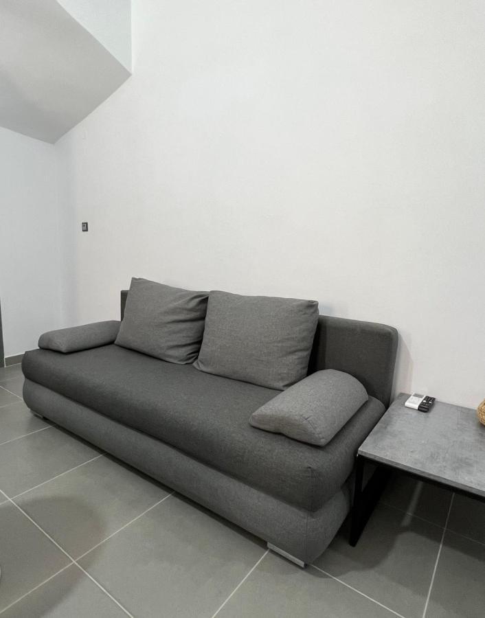 Thania'S House ,4 Minutes From The Center Of Hermoulis Ermoupoli Exterior photo