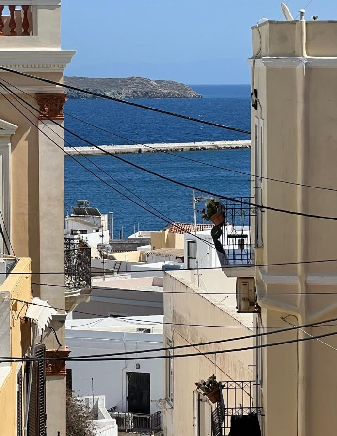 Thania'S House ,4 Minutes From The Center Of Hermoulis Ermoupoli Exterior photo
