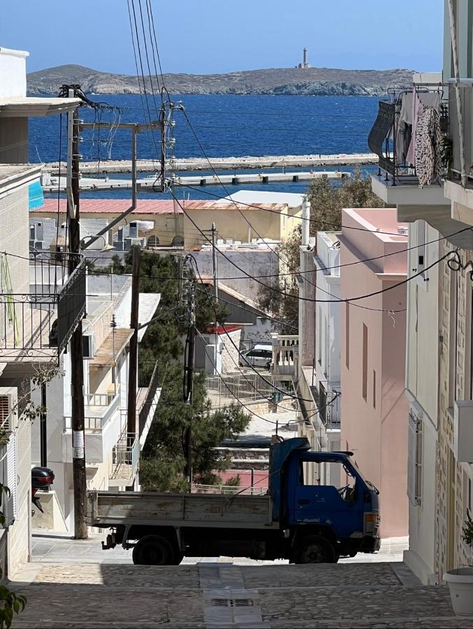 Thania'S House ,4 Minutes From The Center Of Hermoulis Ermoupoli Exterior photo